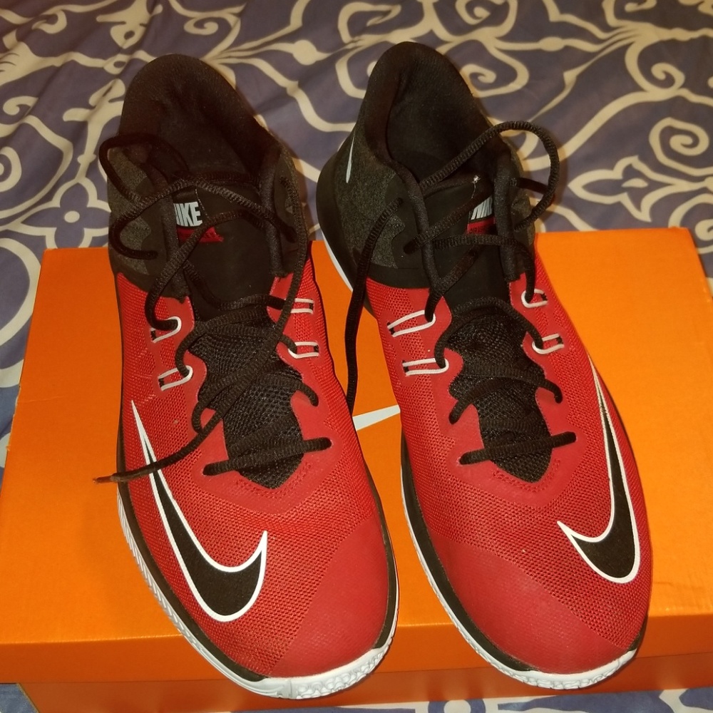 Nike Air Versitile II